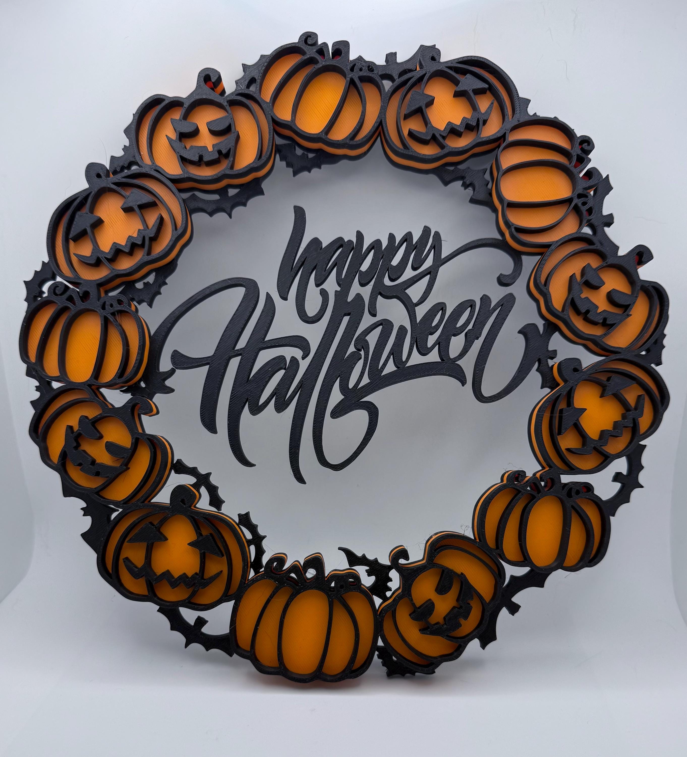 Happy Halloween Wreath.